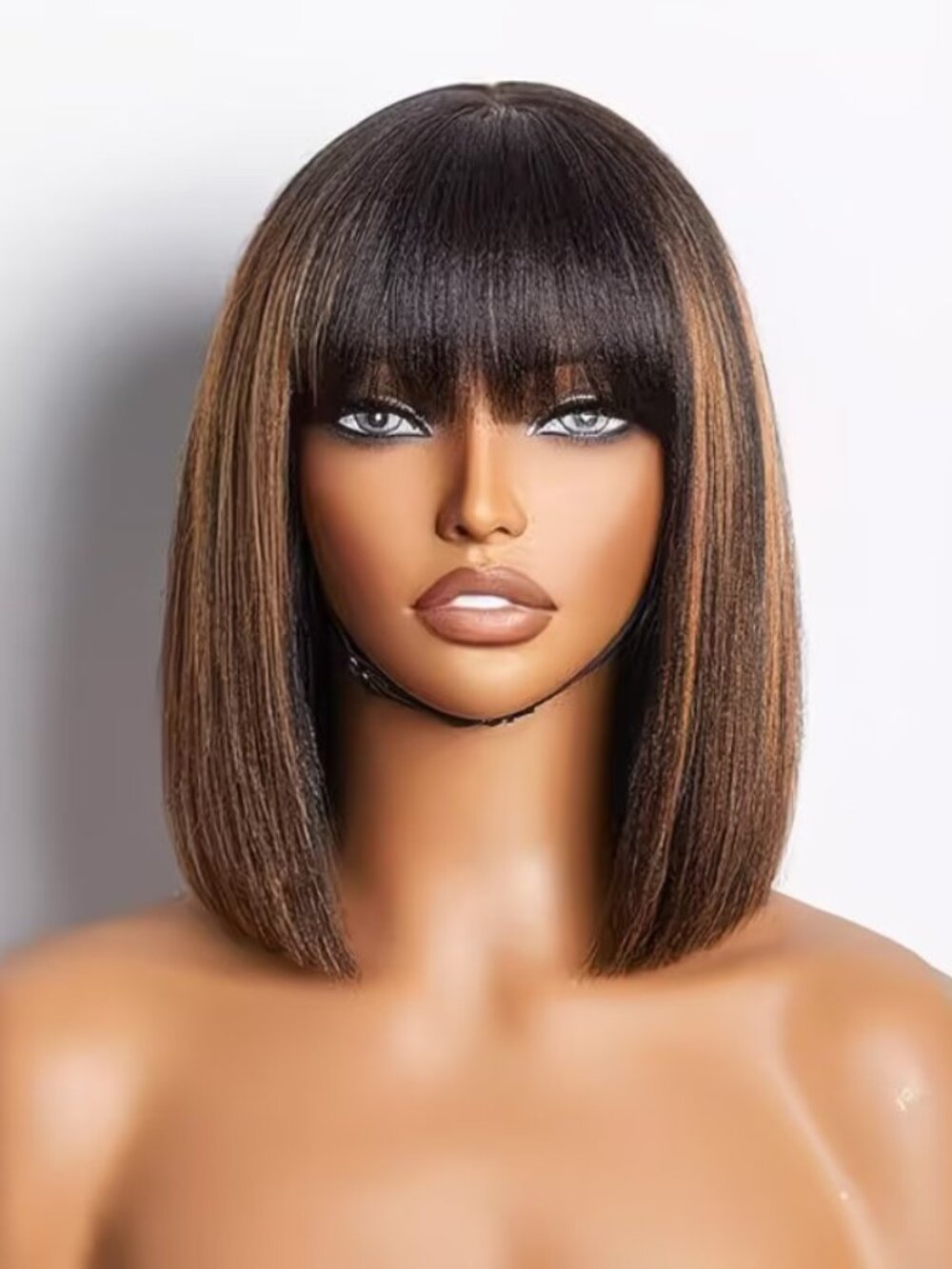 Short HD Lace Synthetic Wig Glueless Wear, with Bangs & Brown Highlights - Picture 2 of 6